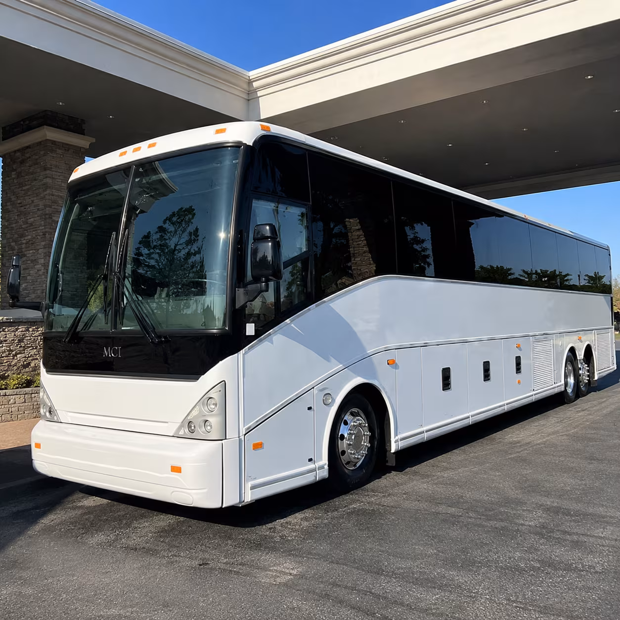 corporate airport shuttles for boeing nga and st louis metro business travelers