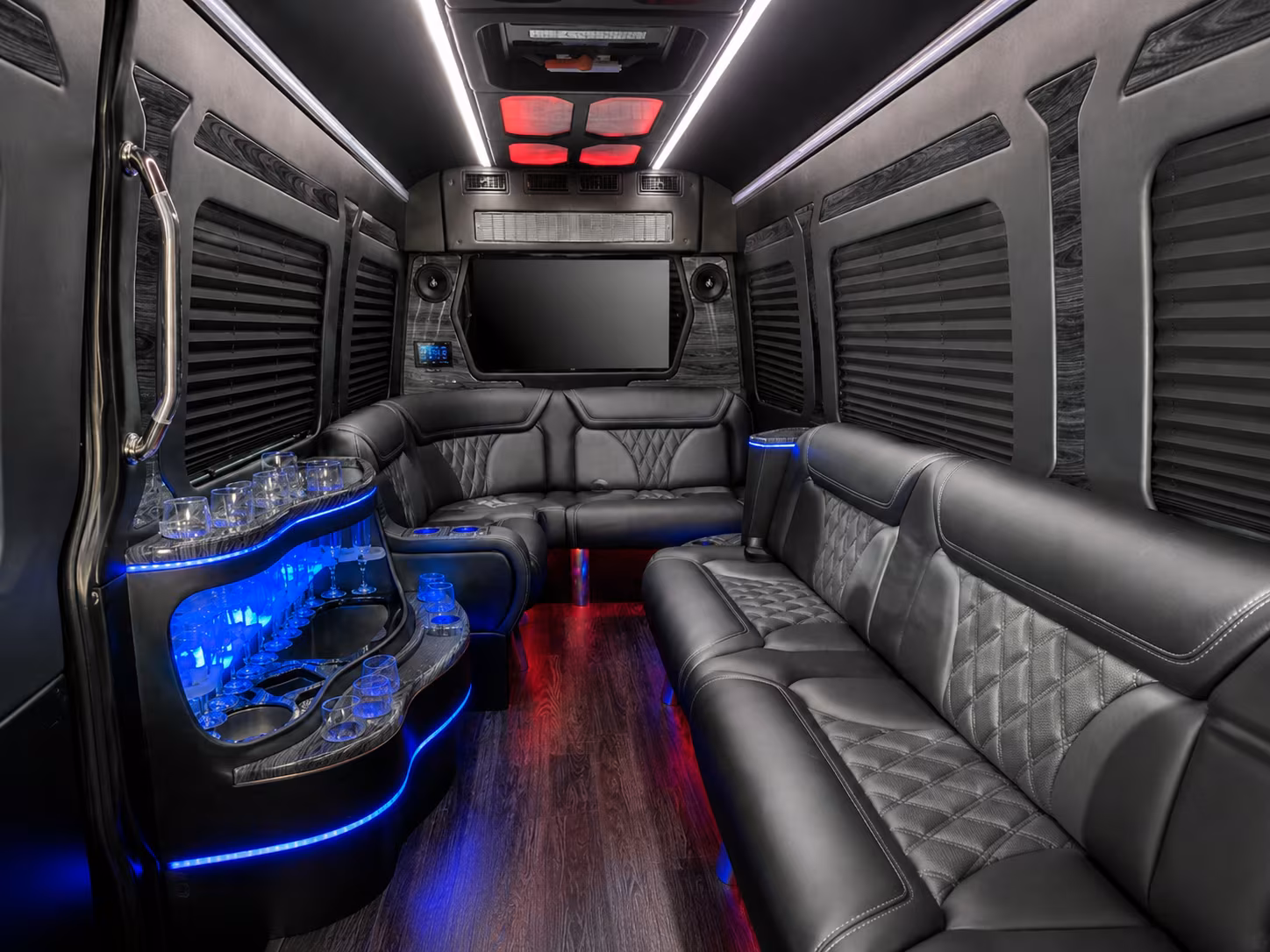corporate shuttles between florissant clayton and the st louis metro